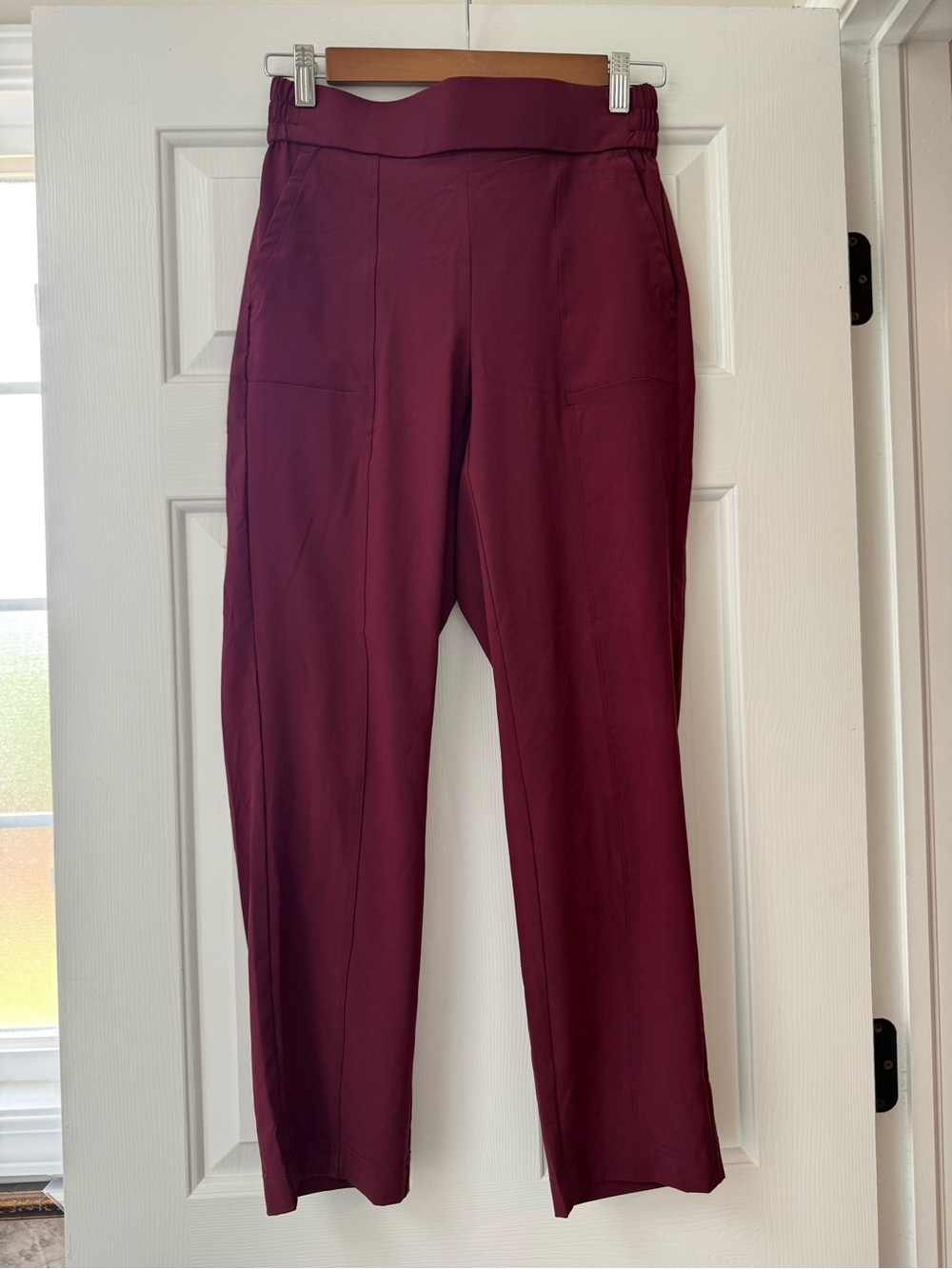 Lou & Grey Pull-On Tapered Pants in Deep Wine